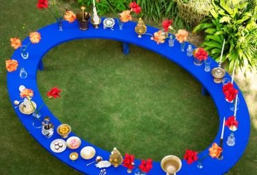 lovely-table-setting lovely-table-setting