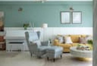title-chic-living-room title-chic-living-room